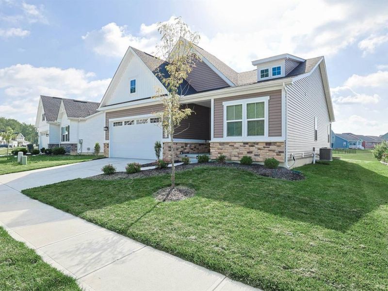 2356 Streamside Drive, Batavia, OH 45103 Photo 2