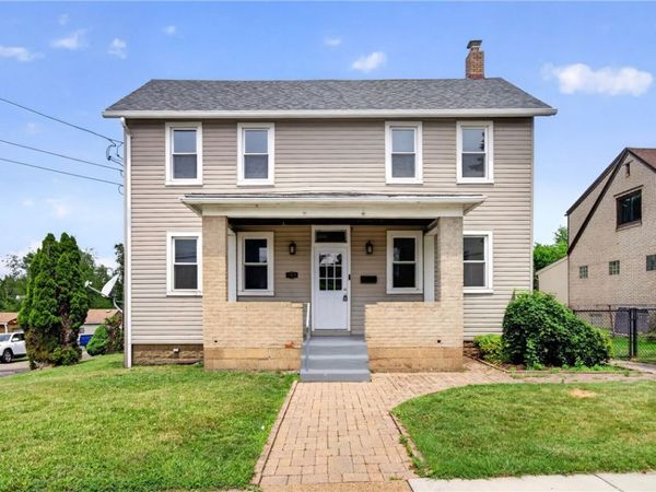 109 E Larkspur St, Munhall, PA 15120