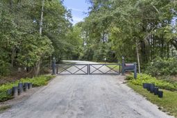 1451 Bears Bluff Road photo 4