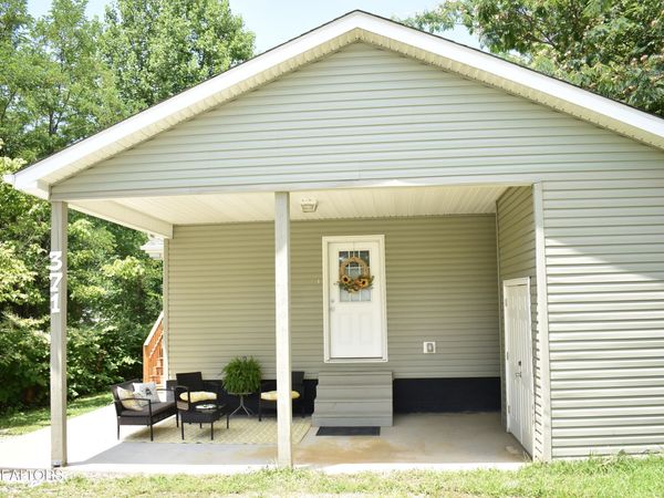 371 Eagle Lane, Middlesboro, KY 40965