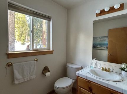 1055 Canterbury Drive, Kings Beach, CA 96143 Photo