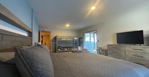 1055 Canterbury Drive, Kings Beach, CA 96143 Photo