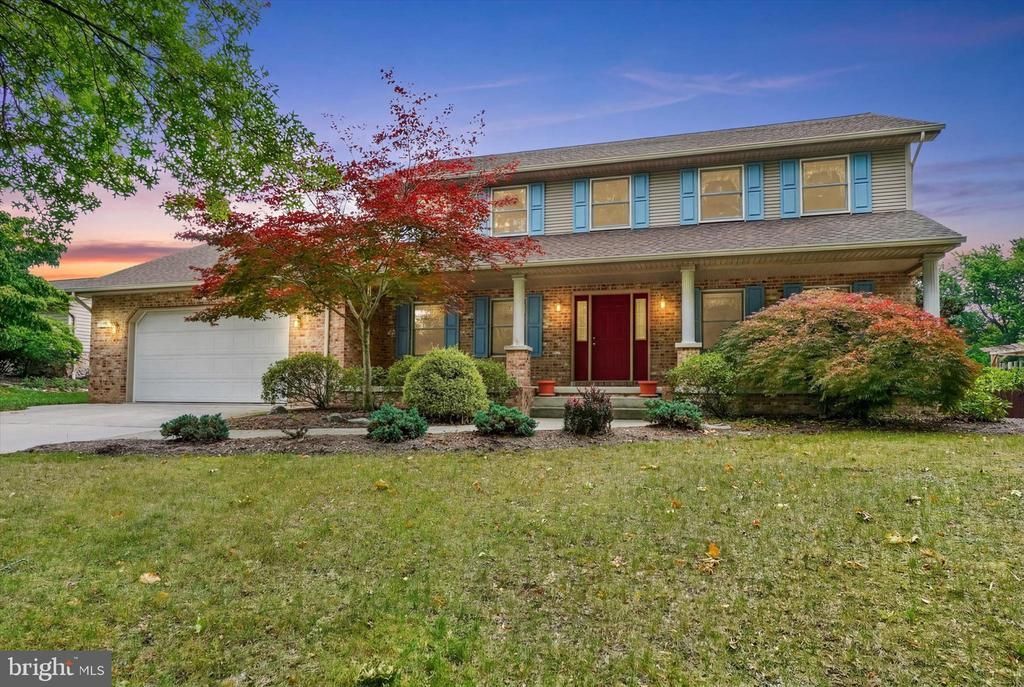 110 CATHERINE COURT , LEWISBERRY, PA 17339