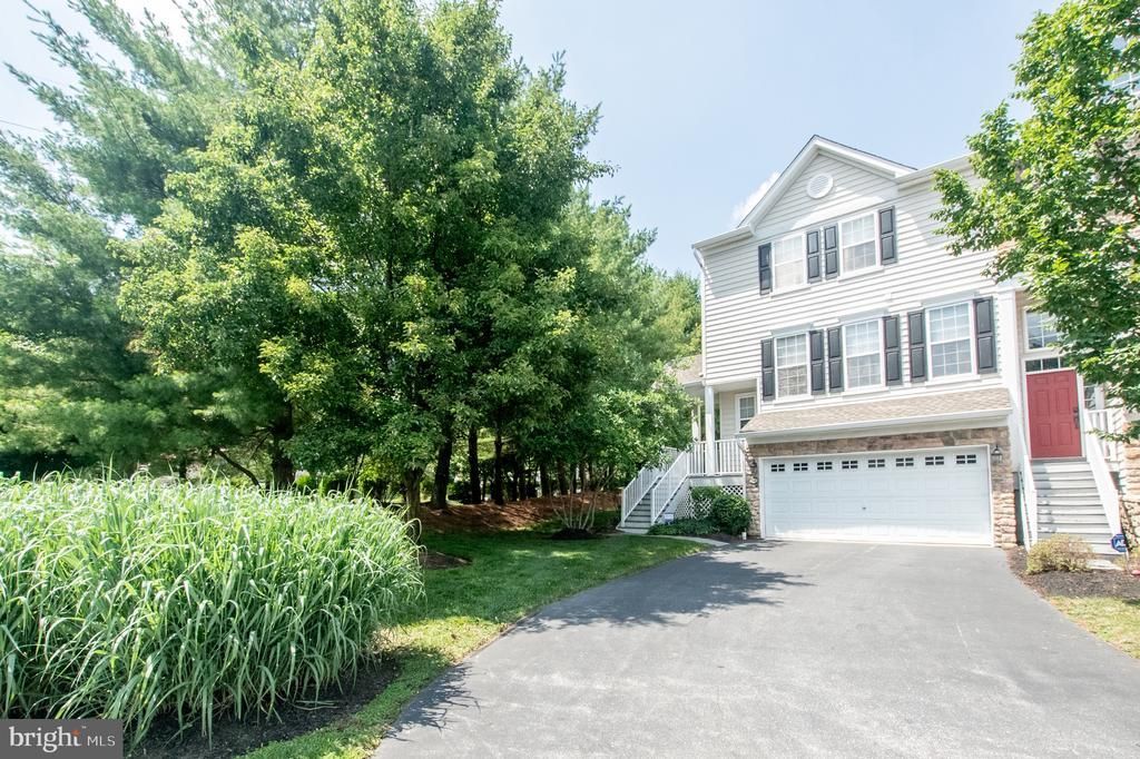 2749 WHITTLEBY COURT , WEST CHESTER, PA 19382