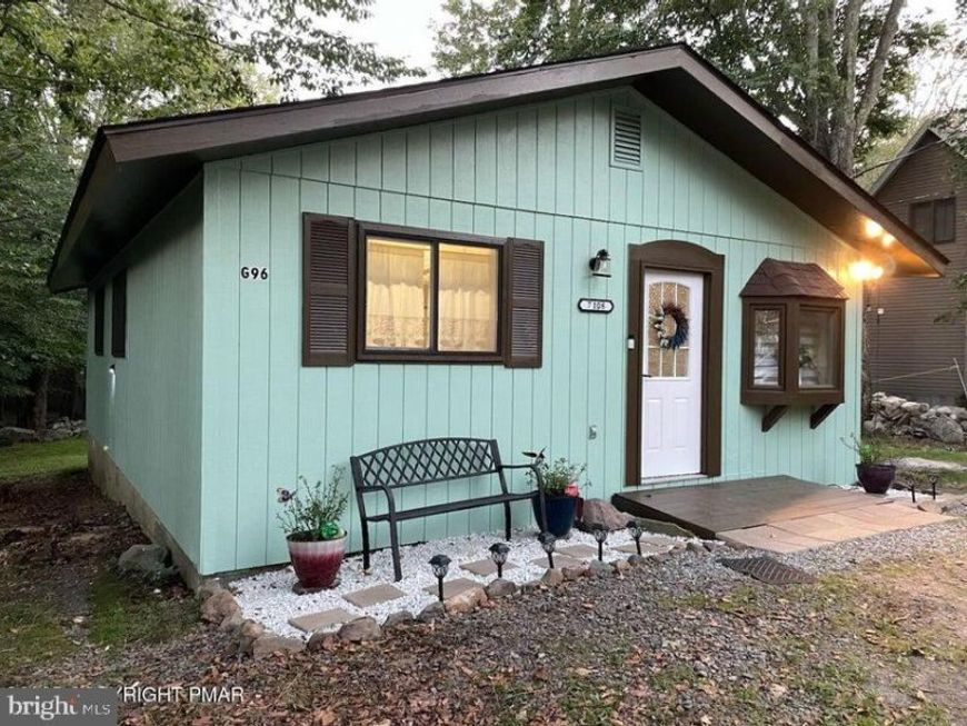 7108 Robinwood Drive , Tobyhanna, PA 18466 Main Photo