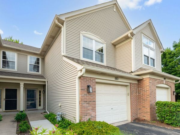 182 Stockton Drive , Grayslake, IL 60030