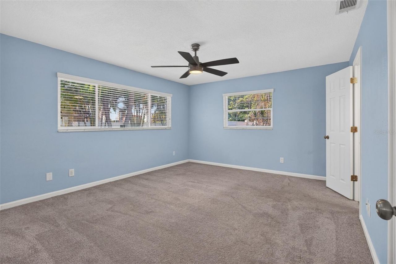 8094 12th Avenue S, Saint Petersburg, FL 33707 Photo