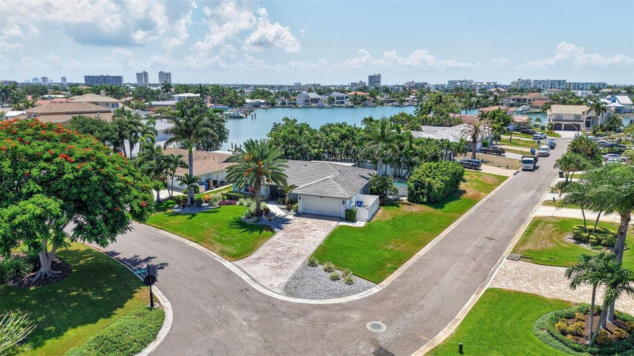 8094 12th Avenue S, Saint Petersburg, FL 33707 Photo