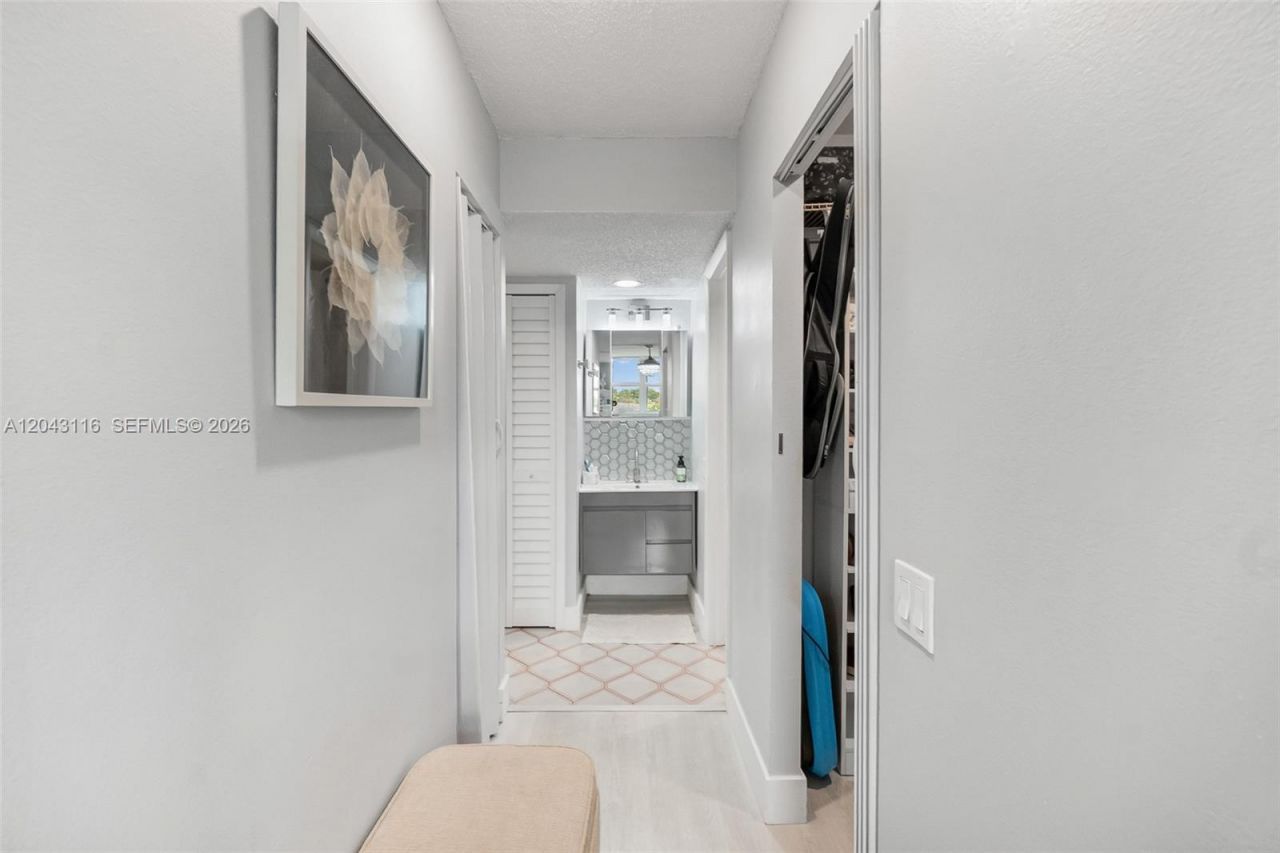 9360 Lime Bay Blvd , Unit 202, Tamarac, FL 33321 Photo