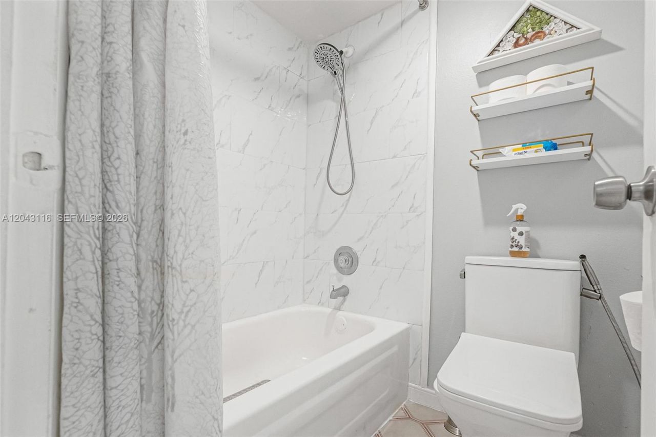 9360 Lime Bay Blvd , Unit 202, Tamarac, FL 33321 Photo