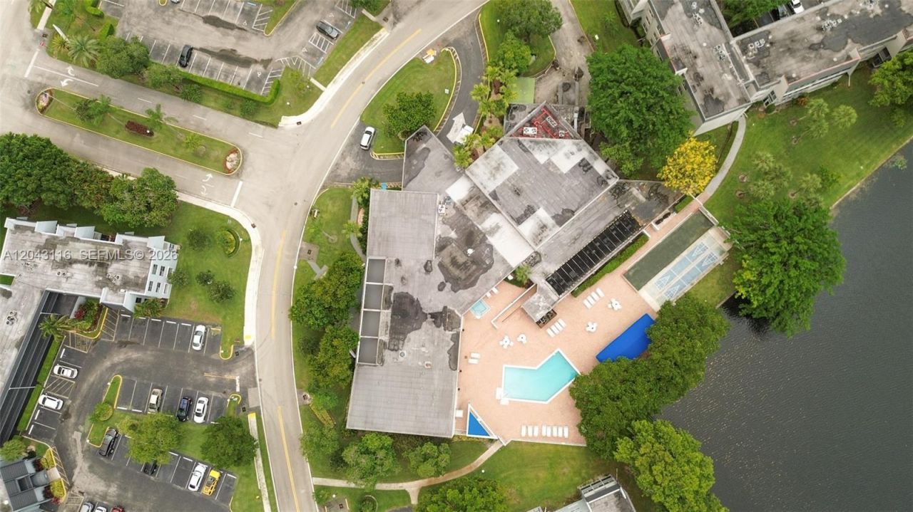 9360 Lime Bay Blvd , Unit 202, Tamarac, FL 33321 Photo