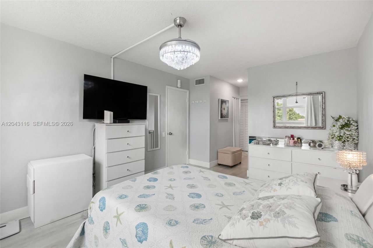 9360 Lime Bay Blvd , Unit 202, Tamarac, FL 33321 Photo