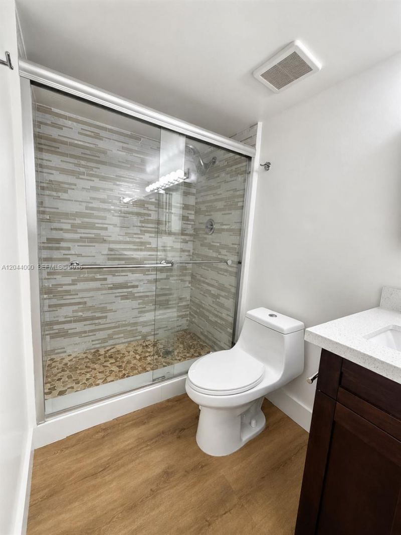 3300 NE 191st St, Unit 211, Aventura, FL 33180 Photo