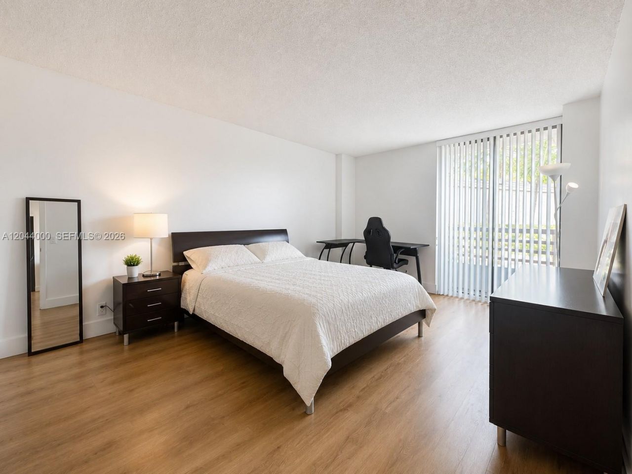 3300 NE 191st St, Unit 211, Aventura, FL 33180 Photo