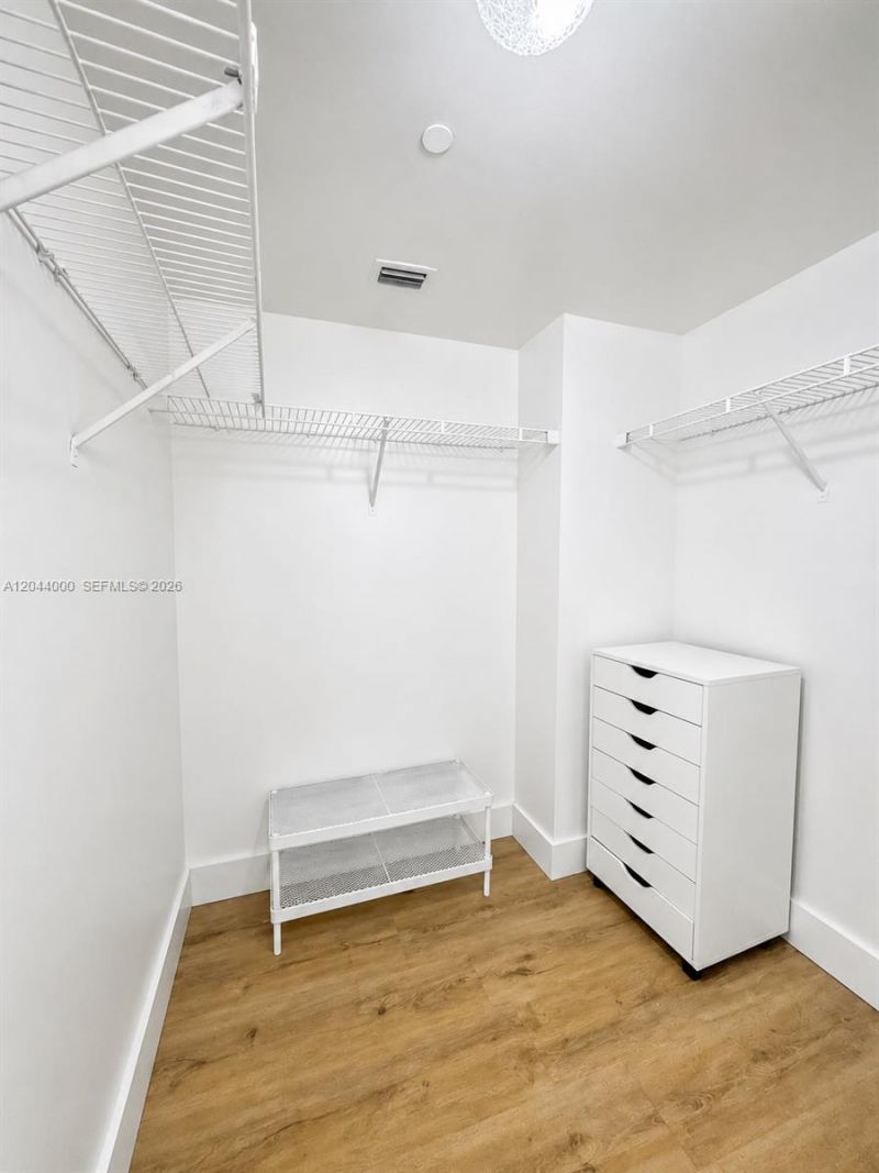 3300 NE 191st St, Unit 211, Aventura, FL 33180 Photo