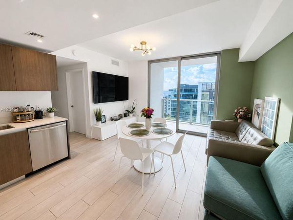 1600 SW 1st Ave , Unit 906, Miami, FL 33129