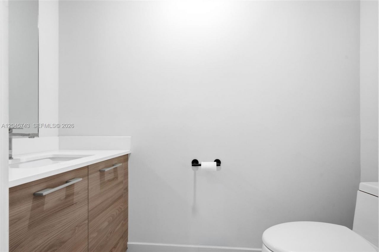 1300 S Miami Ave, Unit 4108, Miami, FL 33130 Photo