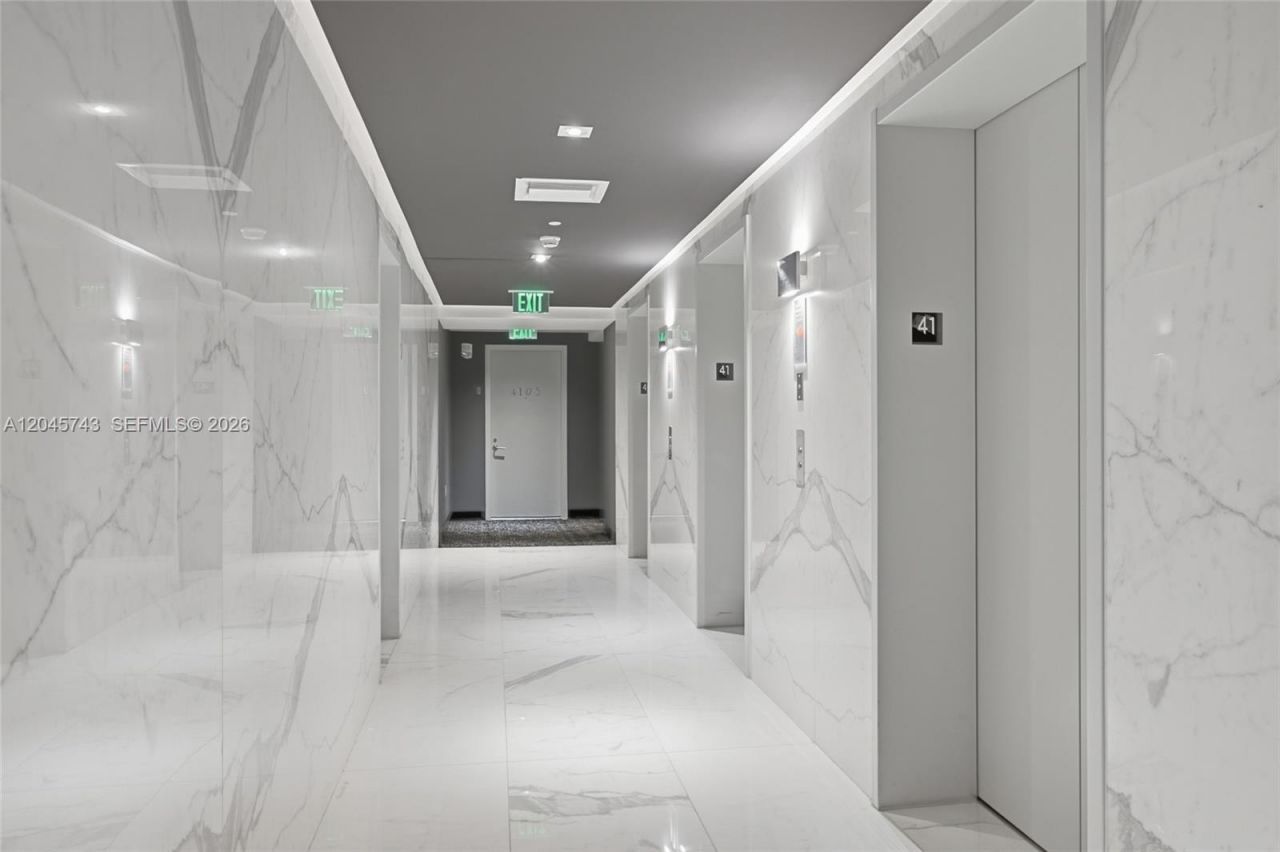 1300 S Miami Ave, Unit 4108, Miami, FL 33130 Photo