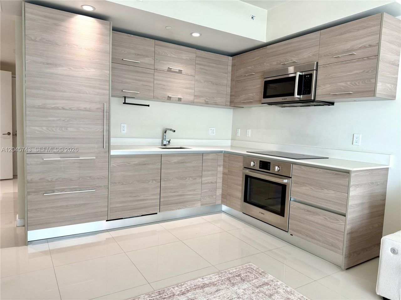 1300 S Miami Ave, Unit 4108, Miami, FL 33130 Photo