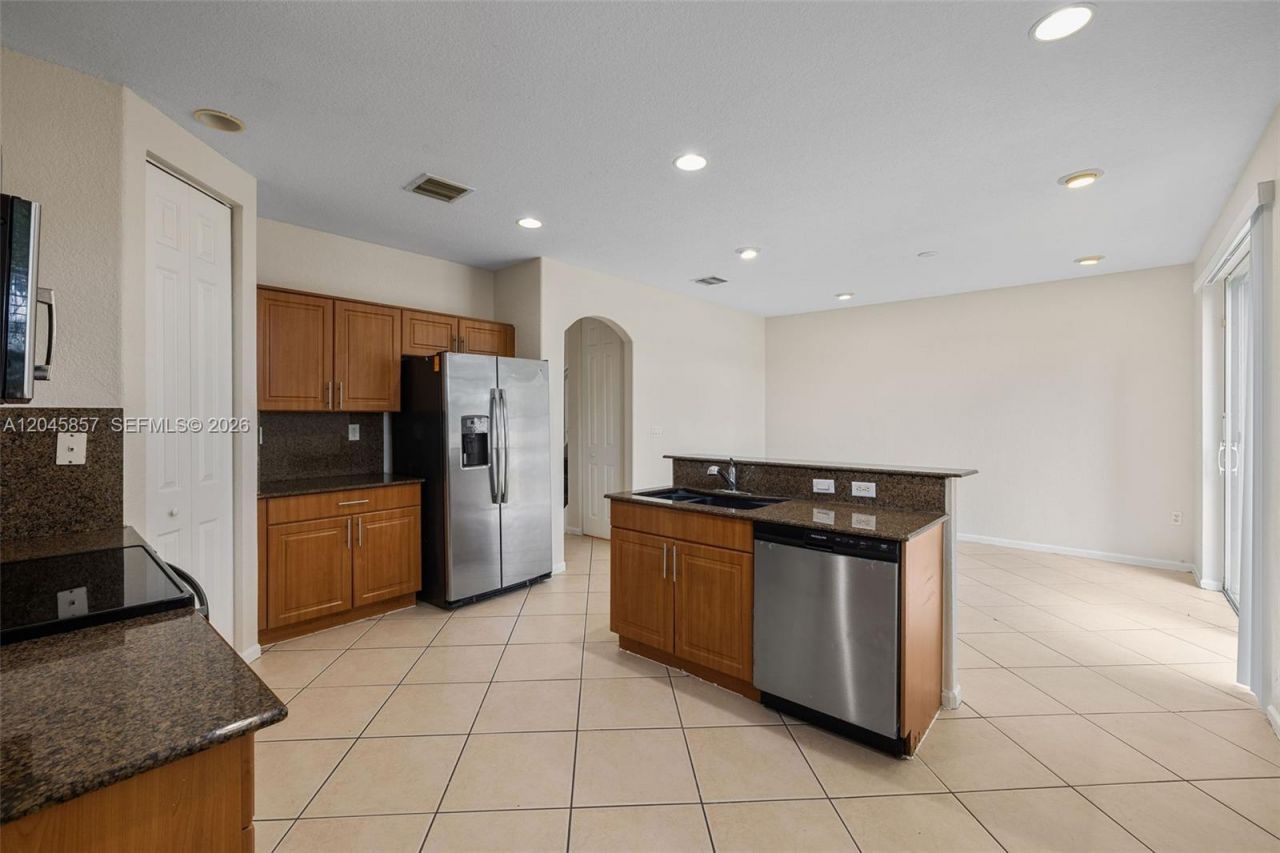 8401 SW 25th Ct , Unit 106, Miramar, FL 33025 Photo
