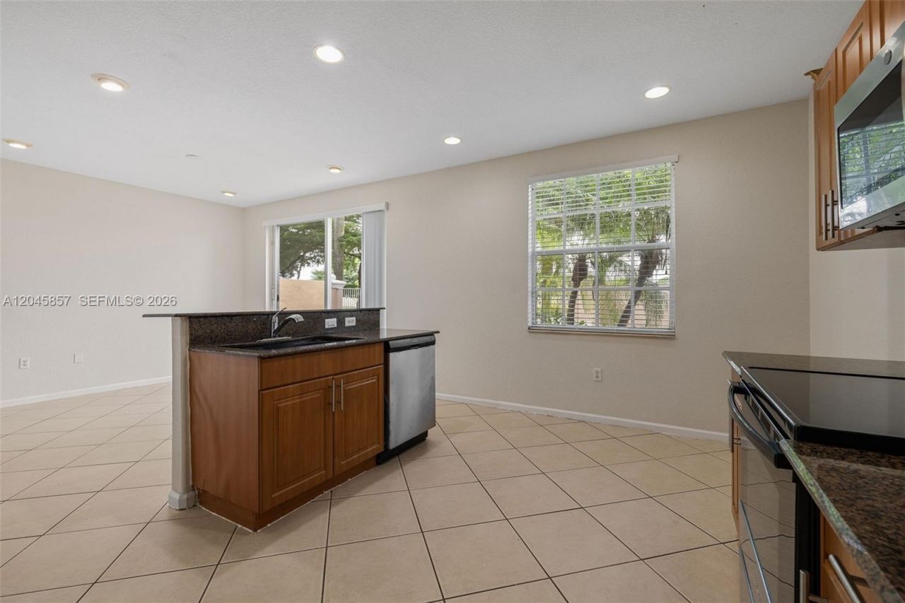 8401 SW 25th Ct , Unit 106, Miramar, FL 33025 Photo