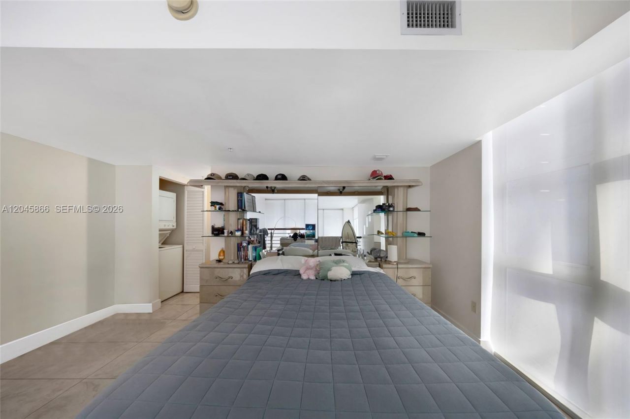 41 SE 5th St, Unit 502, Miami, FL 33131 Photo