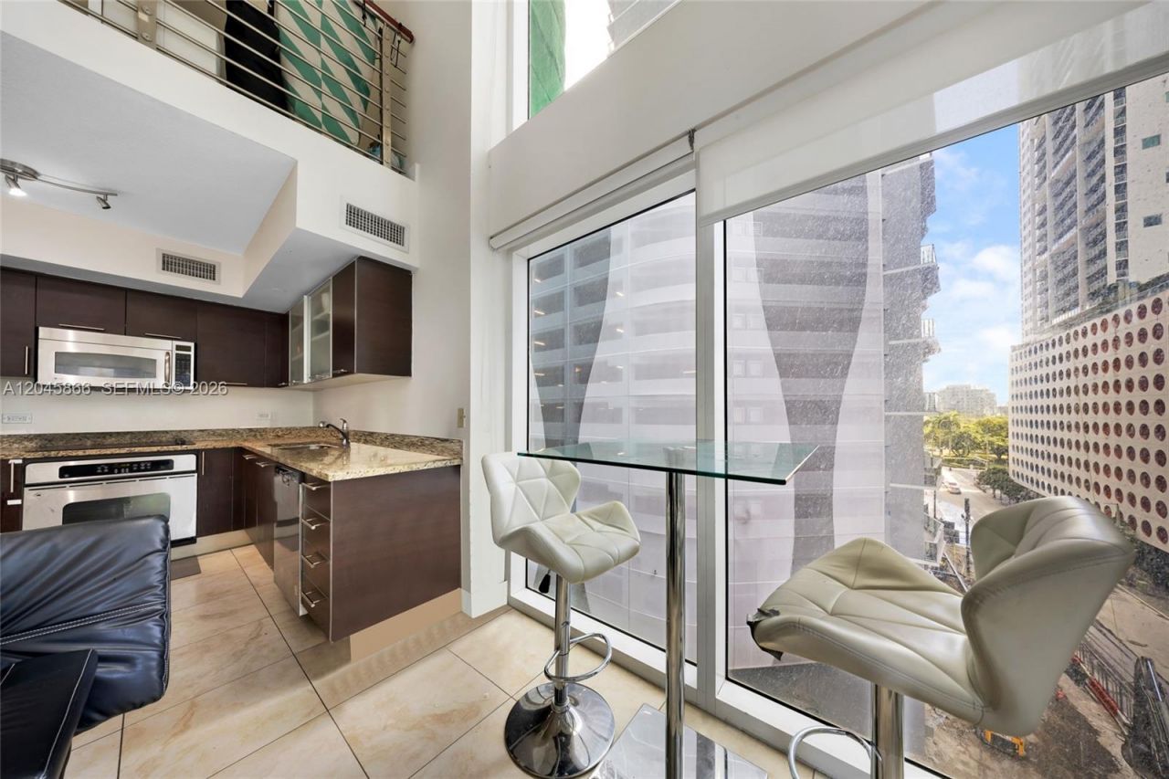41 SE 5th St, Unit 502, Miami, FL 33131 Photo