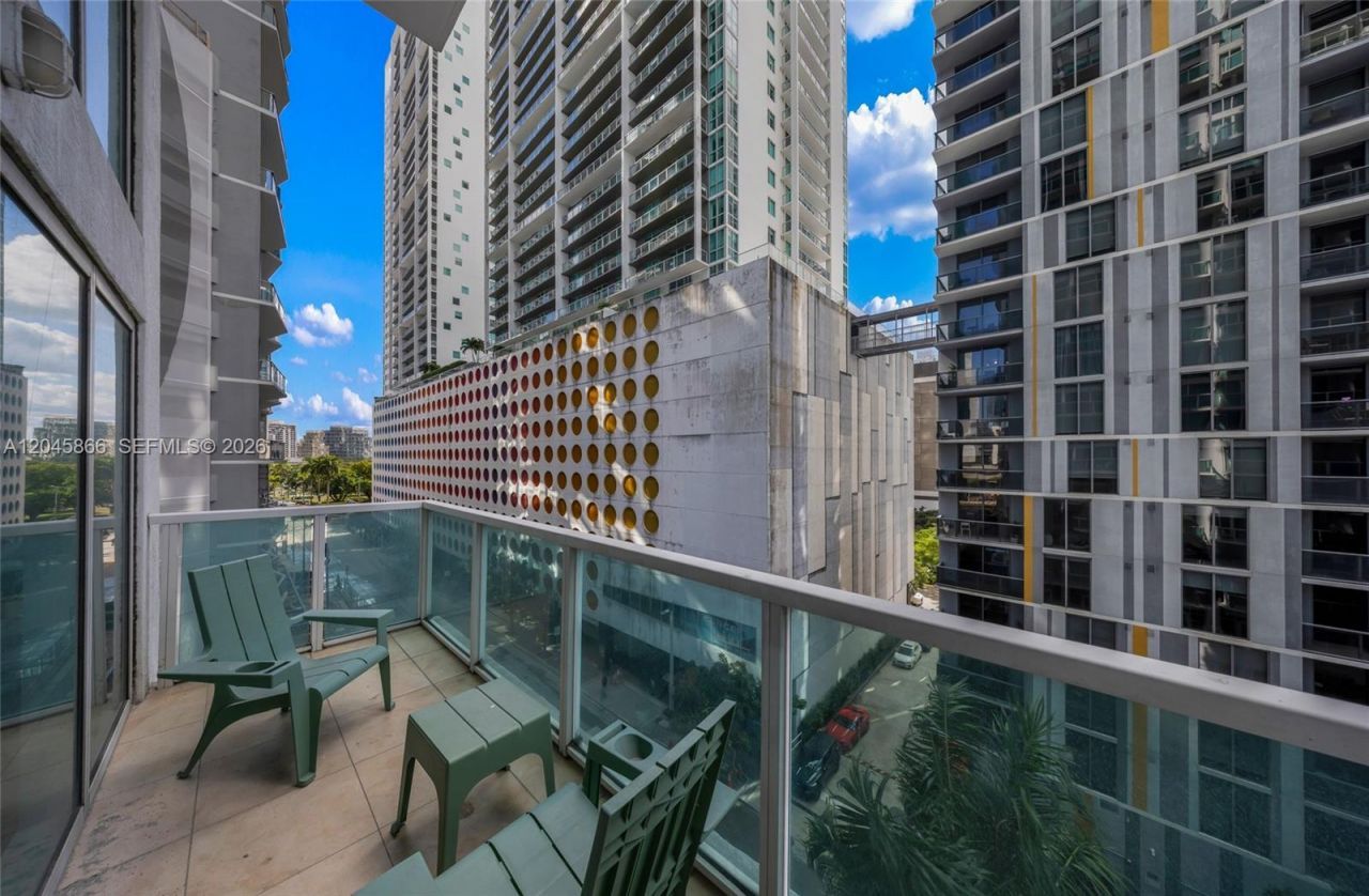 41 SE 5th St, Unit 502, Miami, FL 33131 Photo