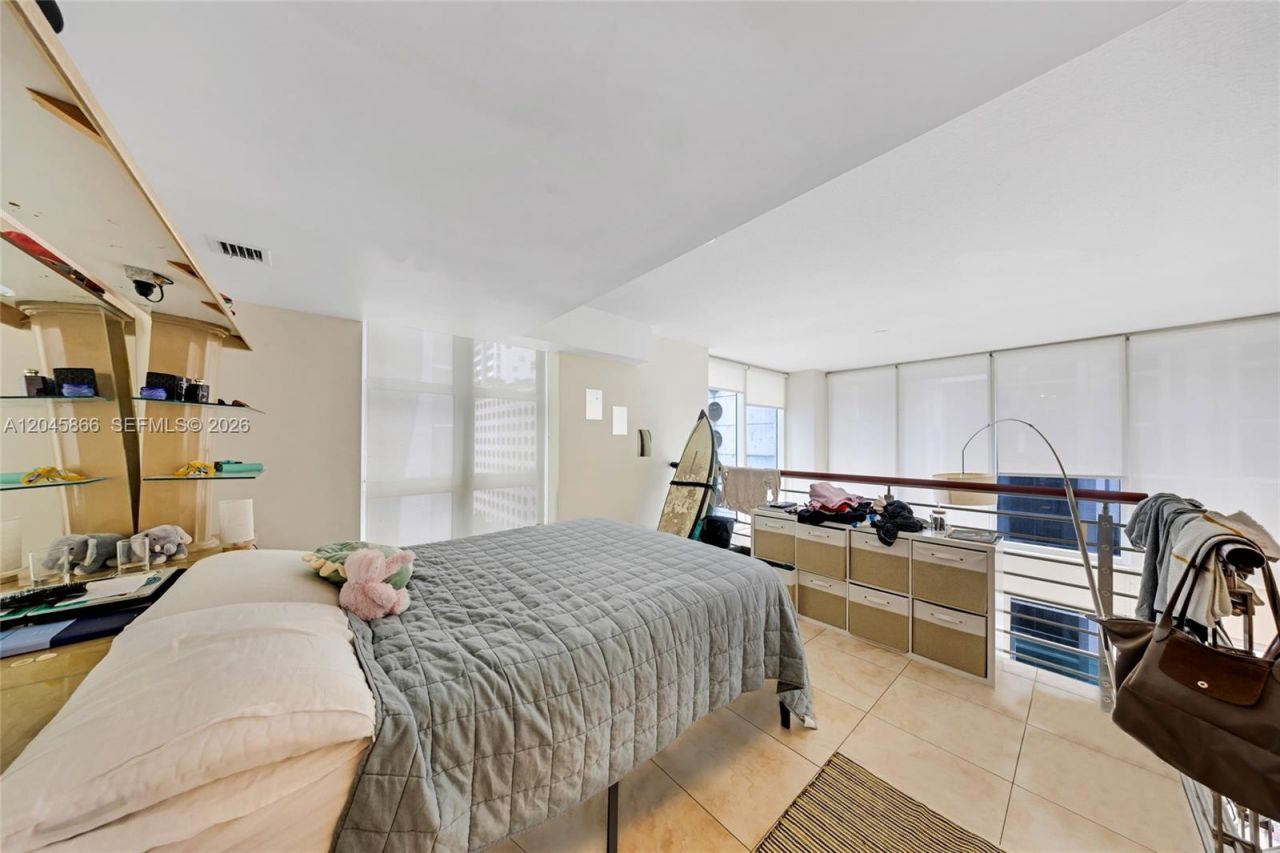 41 SE 5th St, Unit 502, Miami, FL 33131 Photo