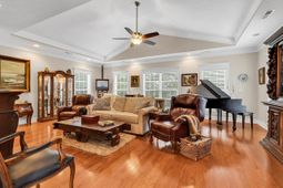 1404 Powhaton Dr. photo 4