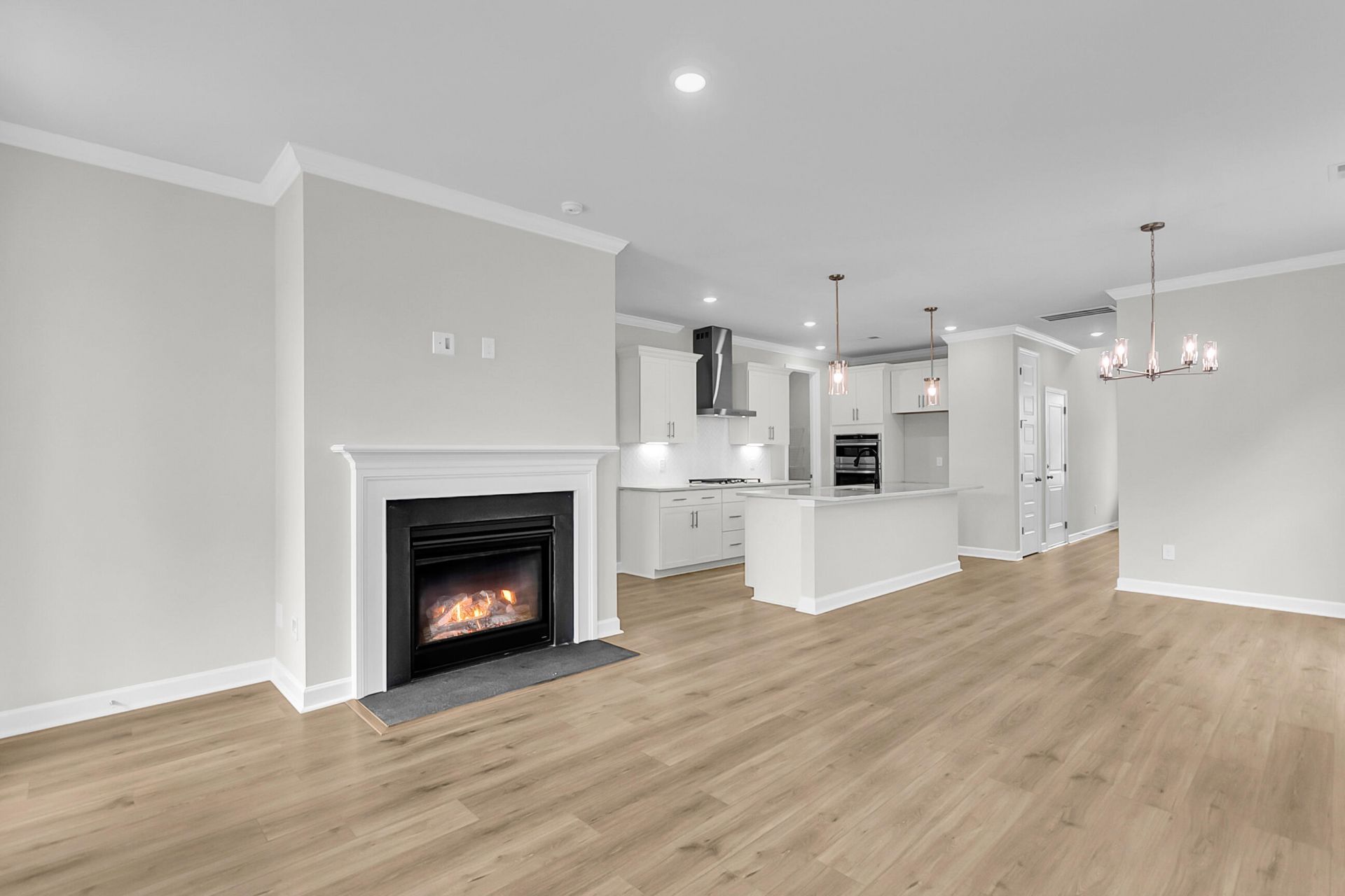 219 Crosswick Street Photo 17