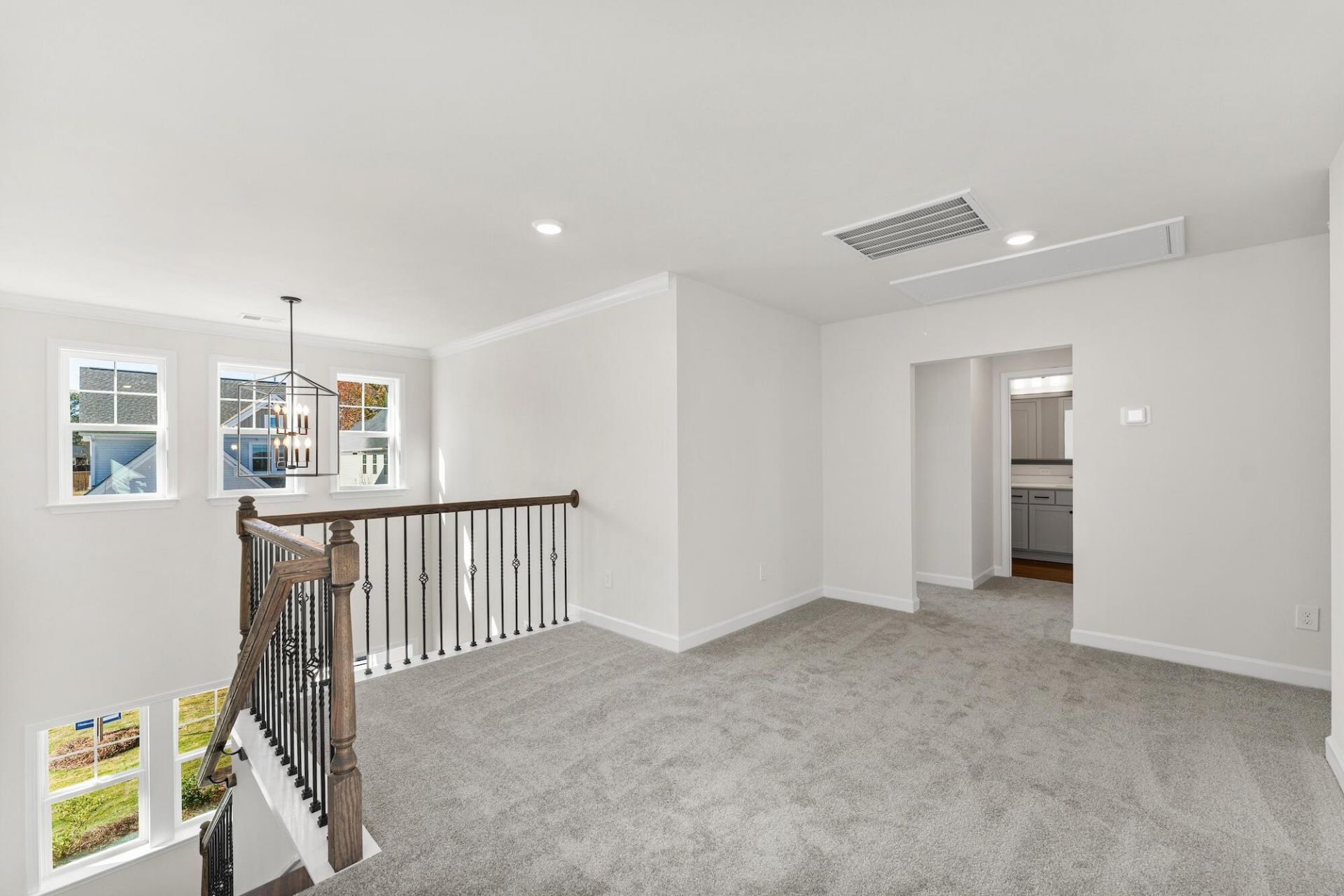 219 Crosswick Street Photo 17