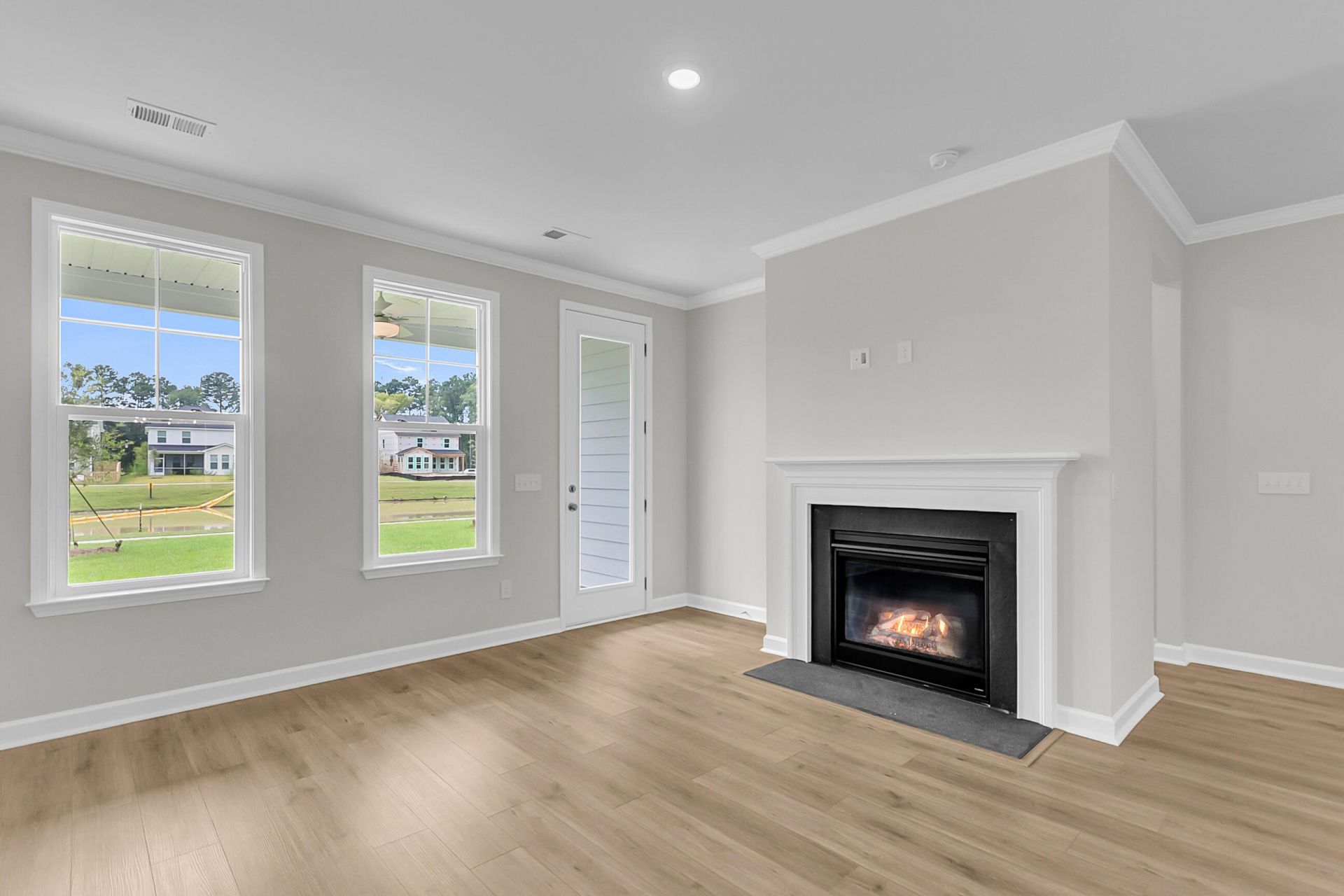 219 Crosswick Street Photo 18