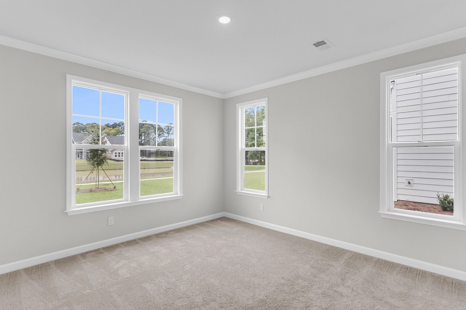 219 Crosswick Street Photo 20