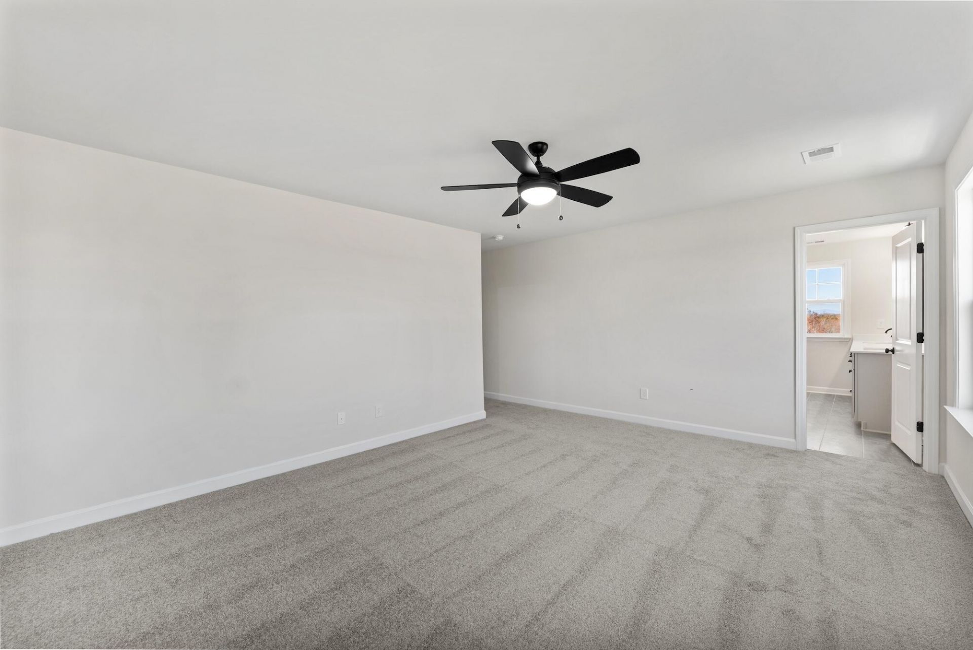 219 Crosswick Street Photo 20