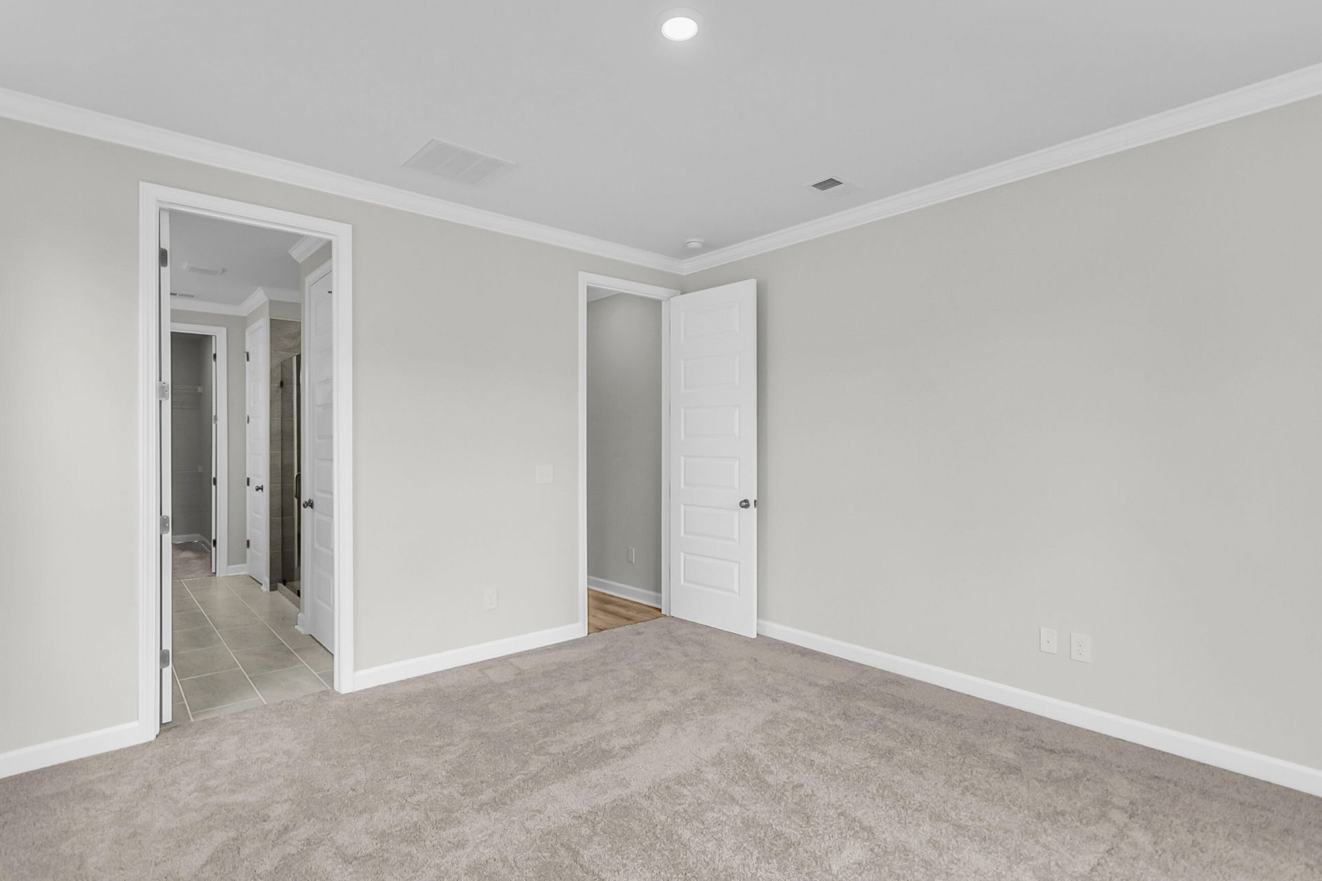219 Crosswick Street Photo 22