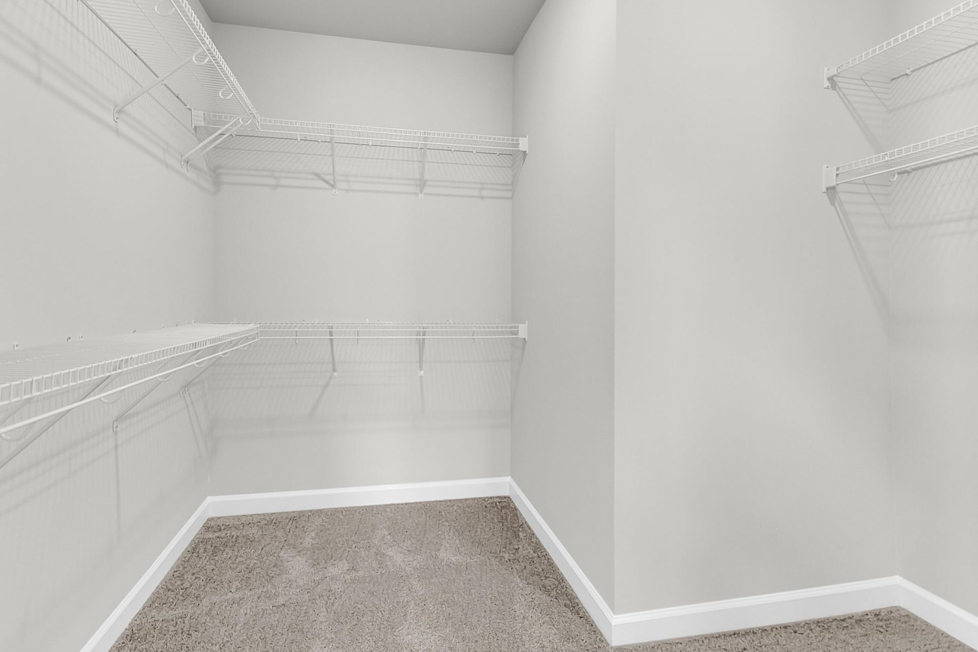 219 Crosswick Street Photo 26