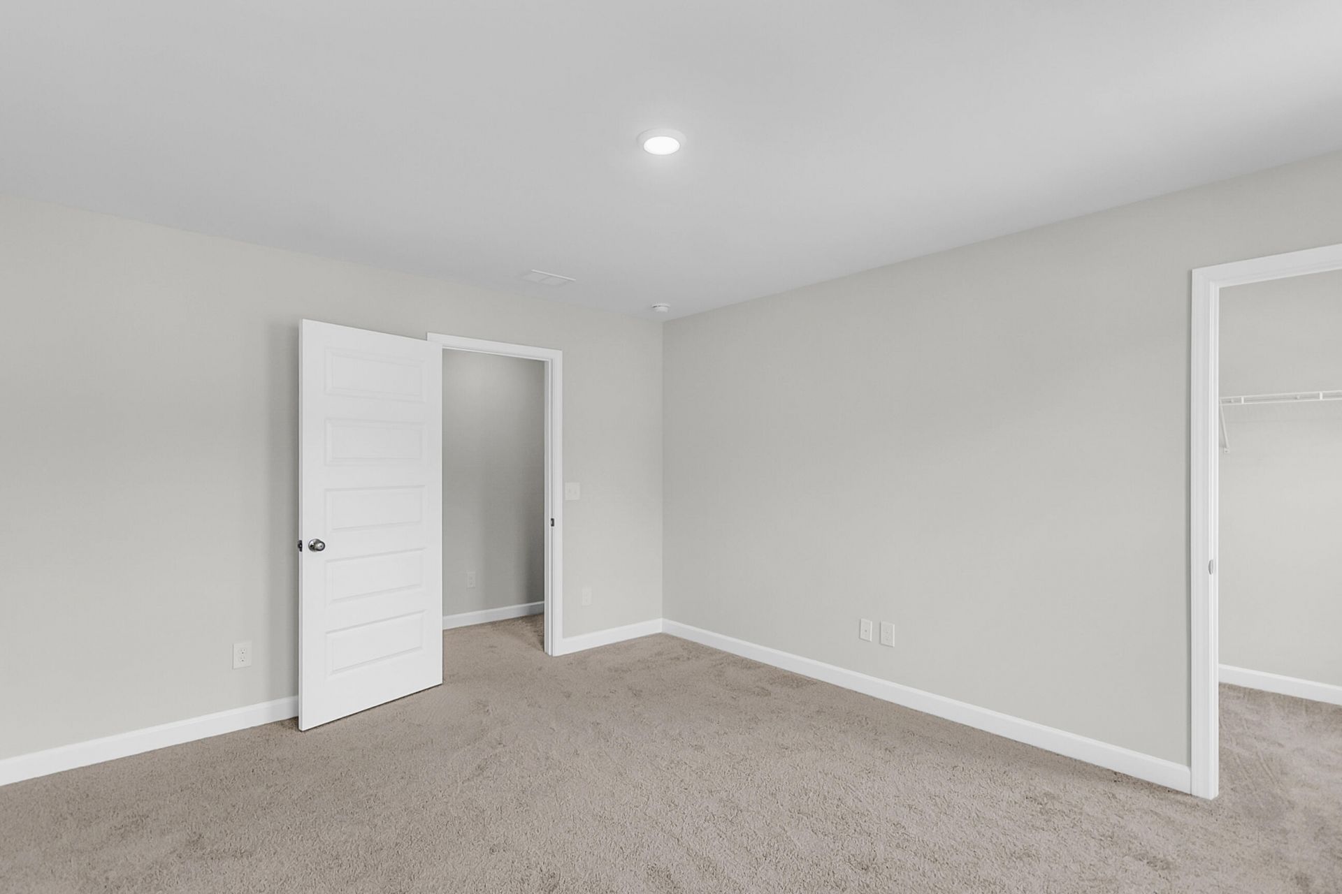 219 Crosswick Street Photo 33
