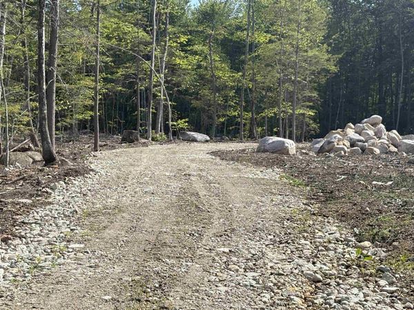 6 Sugarloaf Drive, Unit 13, Ossipee, NH 03814
