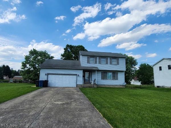 798 Devitt Avenue , Campbell, OH 44405