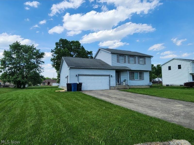 798 Devitt Avenue, Campbell, OH 44405 Photo 2