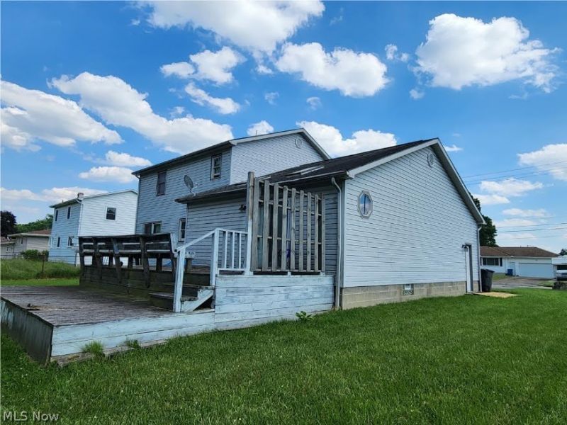 798 Devitt Avenue, Campbell, OH 44405 Photo 3