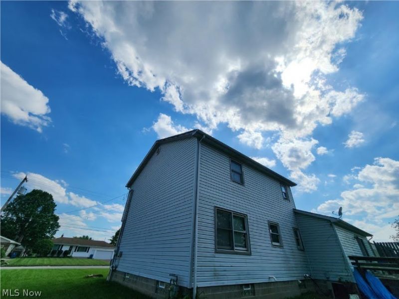 798 Devitt Avenue, Campbell, OH 44405 Photo 7