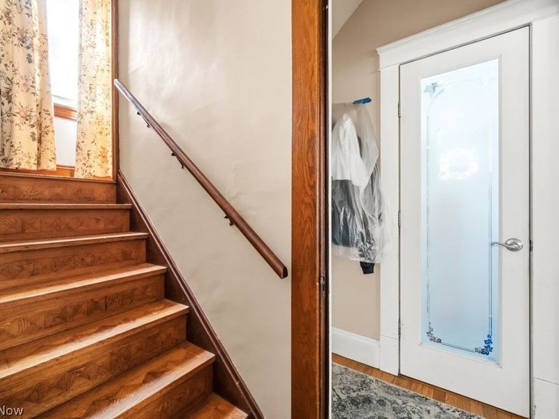 2510 Montclair Avenue, Cleveland, OH 44109 Photo 14