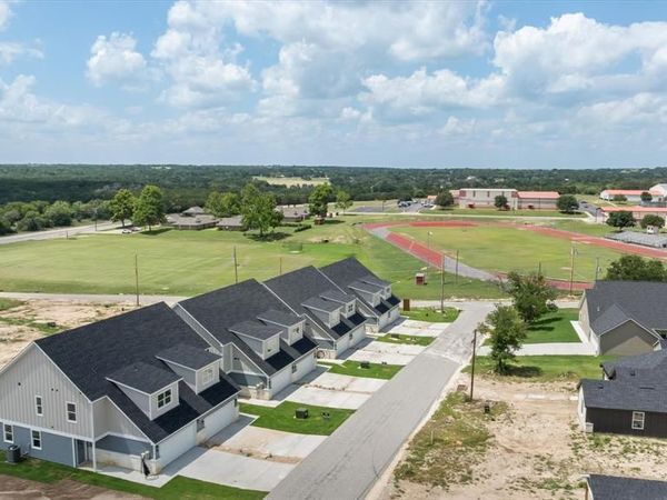 710 N Sycamore Street, Hico, TX 76457