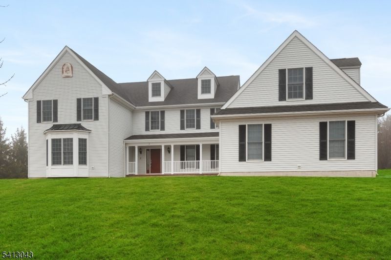 3 Manchur Ct Raritan, NJ 