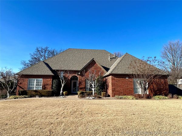 3712 S Orange Circle , Broken Arrow, OK 74011