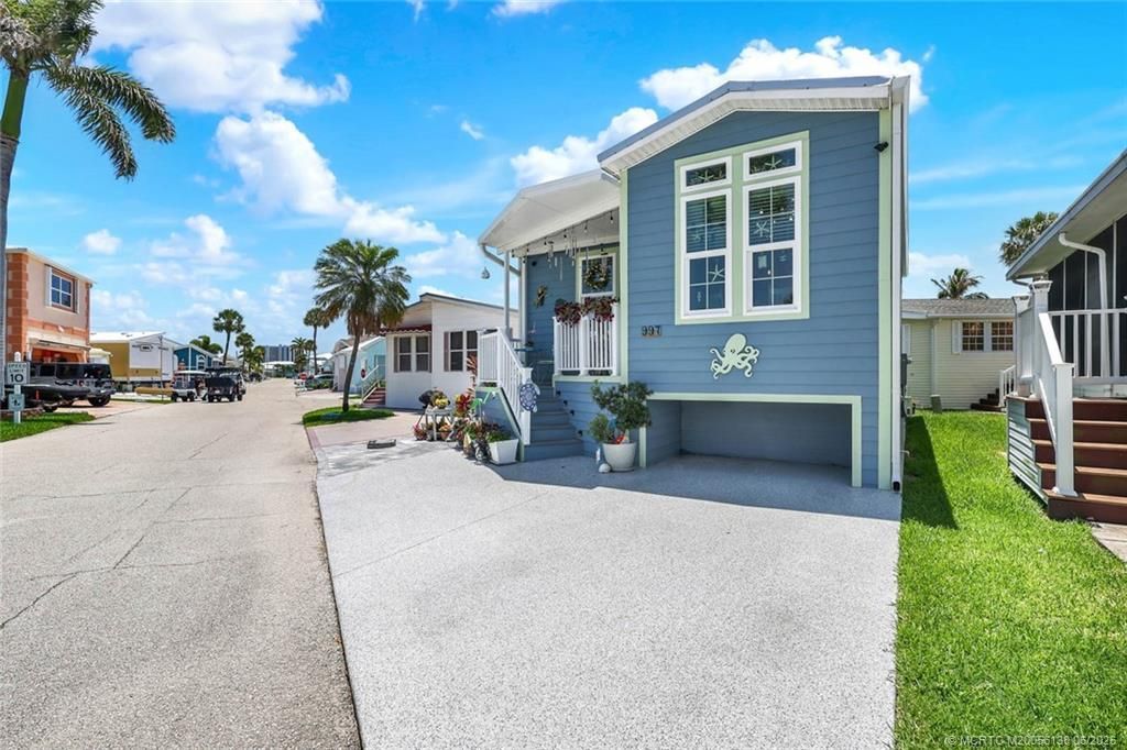 997 Nettles Boulevard, Jensen Beach, FL 34957 Photo