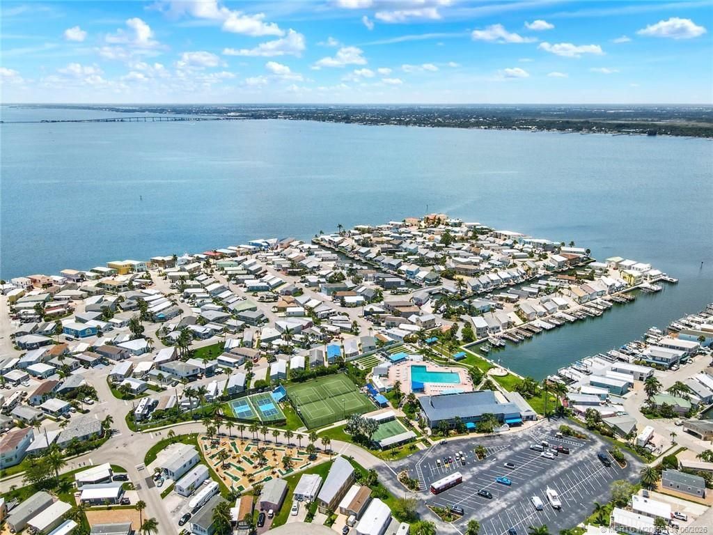 997 Nettles Boulevard, Jensen Beach, FL 34957 Photo