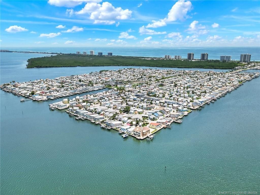 997 Nettles Boulevard, Jensen Beach, FL 34957 Photo